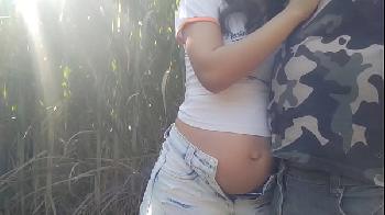 Imagem do video Novinha no mato gravida metendo com militar 